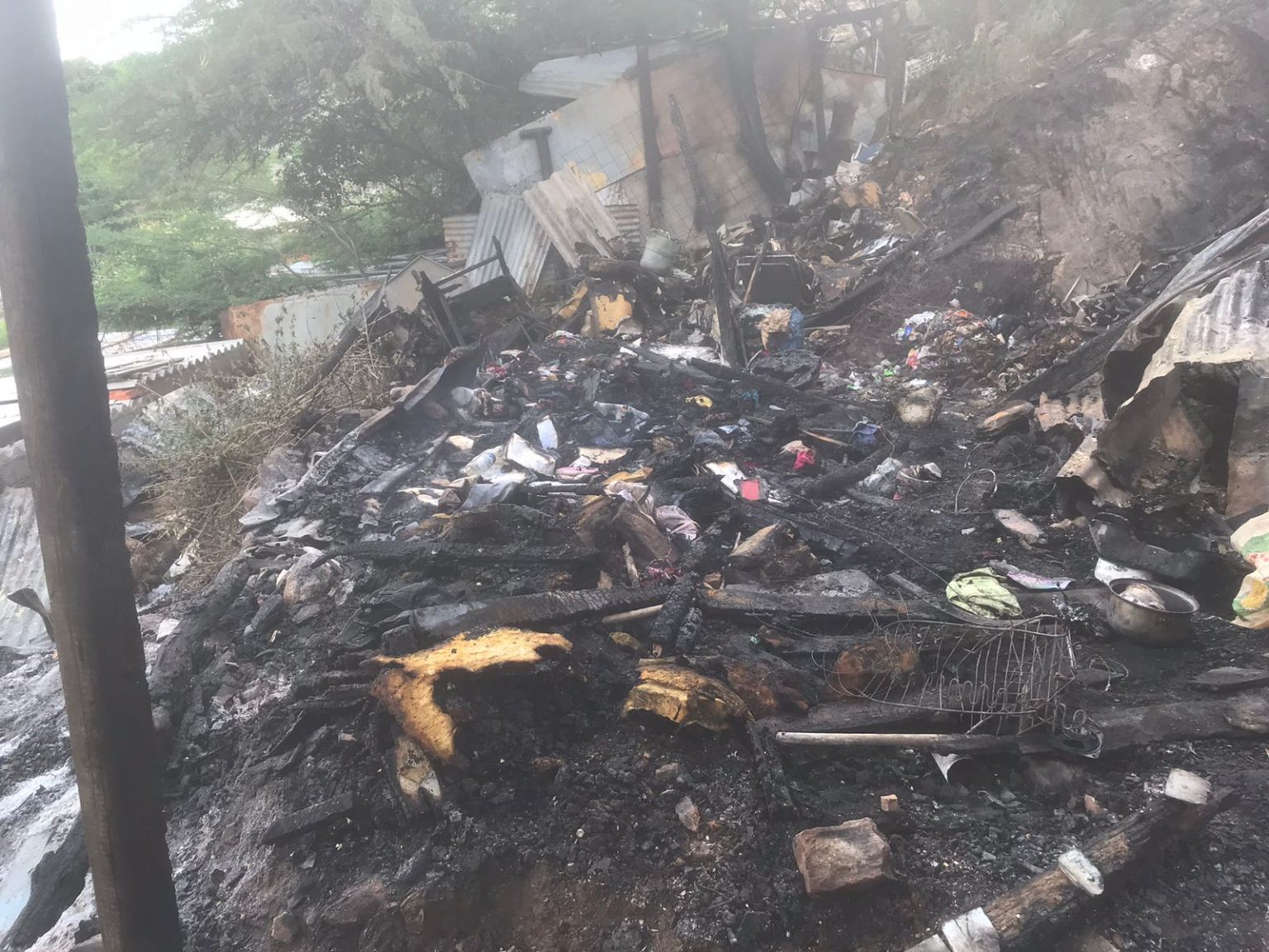 Incendio Consumi Vivienda En El Cerro De Las Tres Cruces Santa Marta