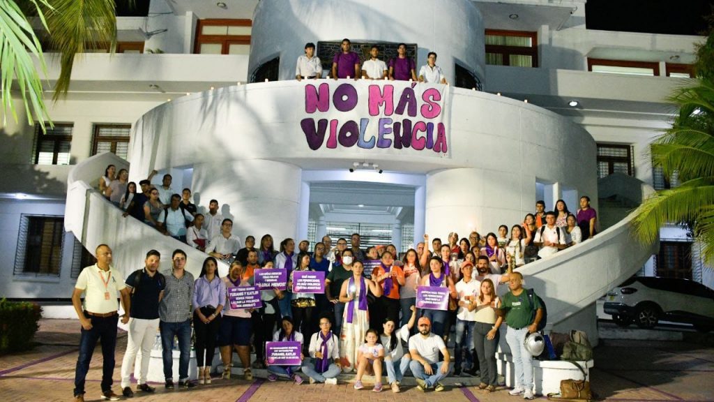 Alcaldía se unió al duelo departamental por los feminicidios de Katlin