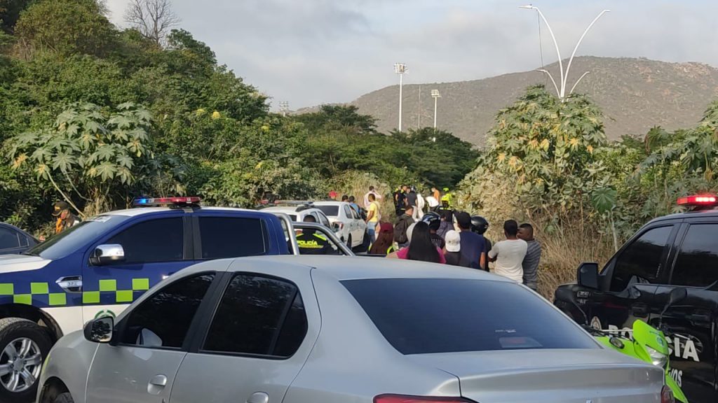 Hallan a una mujer sin vida en cercanías del estadio Sierra Nevada