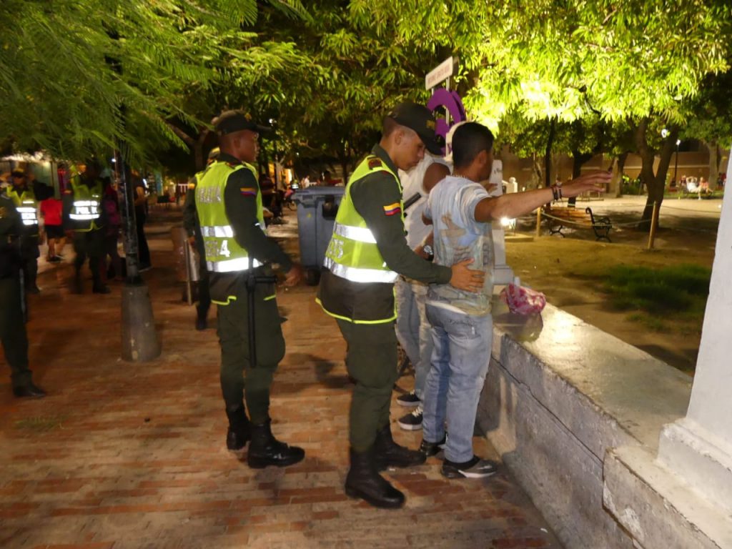 23 personas fueron capturadas por diferentes delitos en Santa Marta ...
