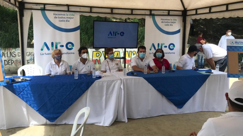 Air-e inaugura proyectos de nuevas redes eléctricas en 11 de Noviembre ...