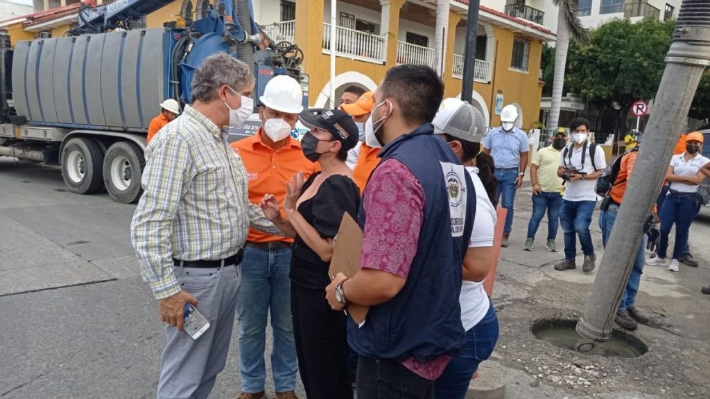 Solucionan emergencia por vertimiento de aguas residuales en La Bahía ...