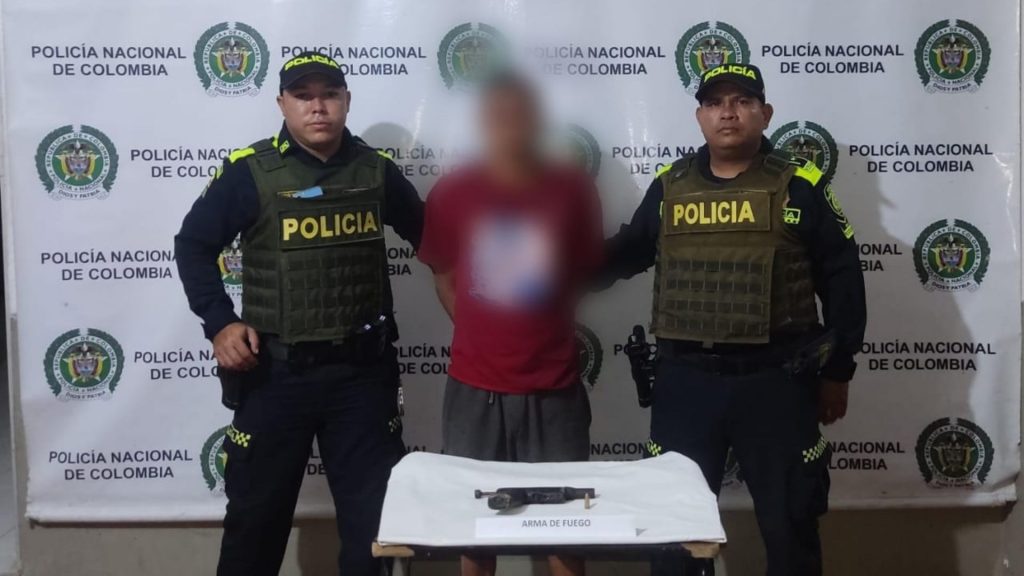 Andaba con un arma de fuego sin documentos y lo capturaron en Palermo ...